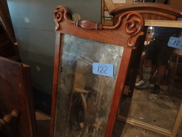 lot 122 image: Ornate Old Mirror