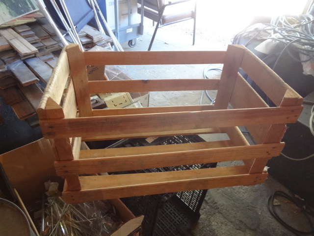 lot 147 image: Crates