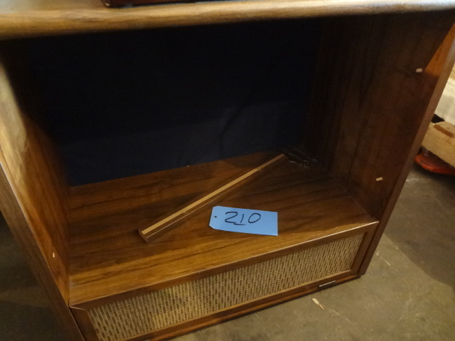 lot 210 image: Low Wood Shelf
