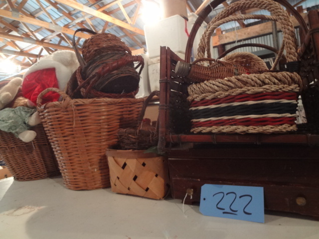 lot 222 image: Lot of Baskets, Stuffed Toys