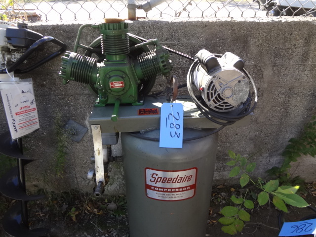 lot 283 image: Air Compressor