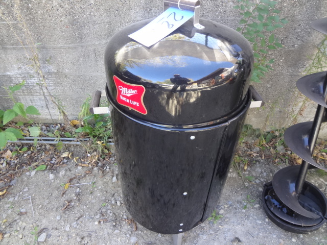 lot 284 image: Smoker, New