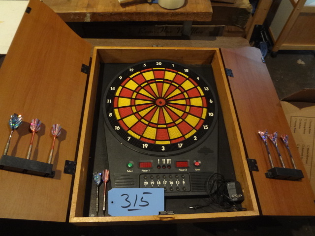 lot 315 image: Dart Board