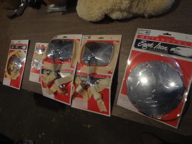 lot 326 image: Harley Parts