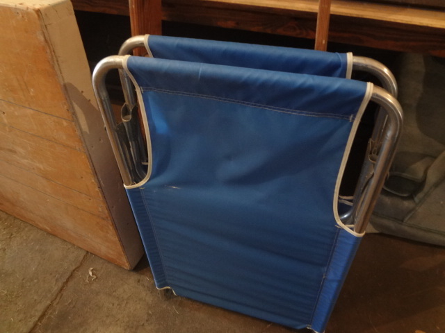 lot 339 image: Cot, Stepladder