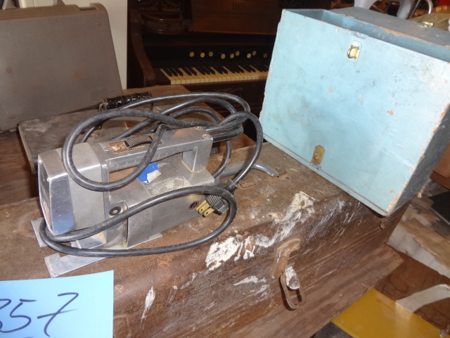 lot 357 image: Jig Saw
