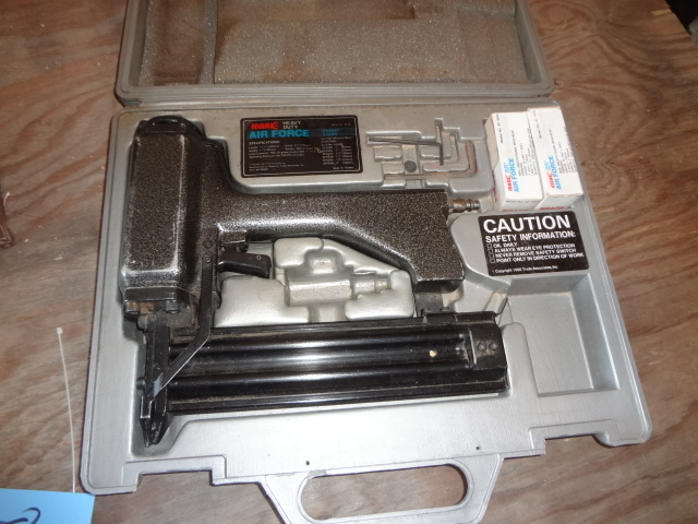 lot 358 image: Pneumatic Nailer