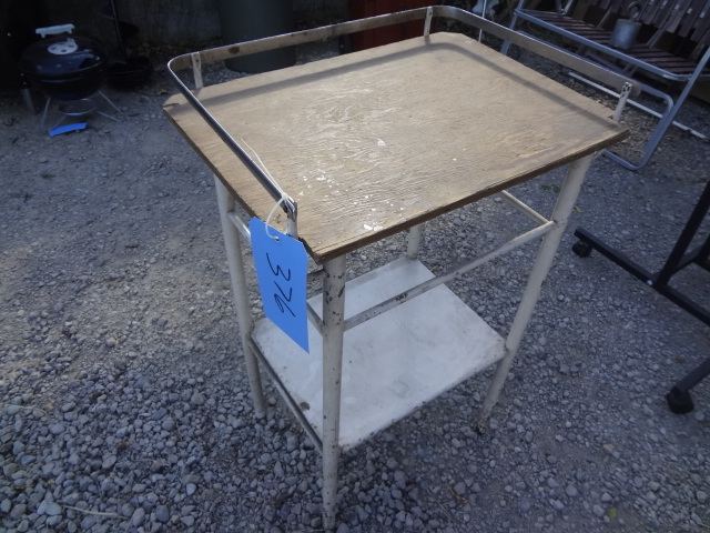lot 376 image: Old Metal Small table