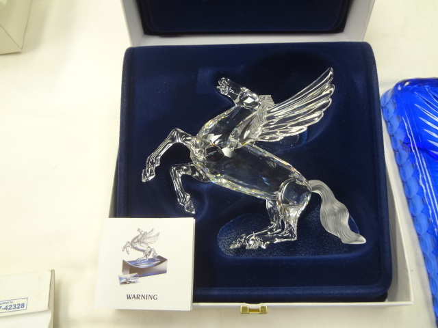 lot 9 image: Swarovski Crystal Pegasus