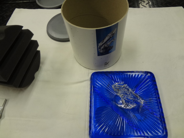 lot 10 image: Swarovski Crystal Whales