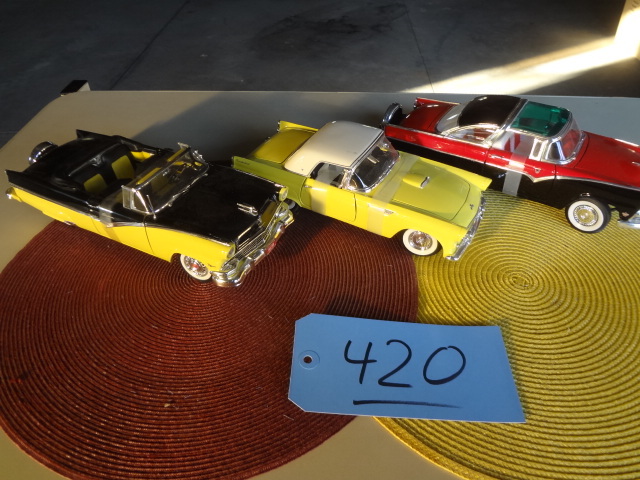 lot 420 image: Fords