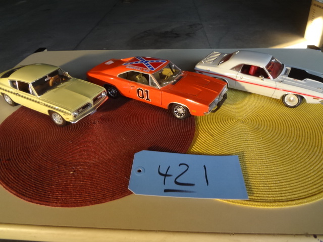 lot 421 image: Mopar
