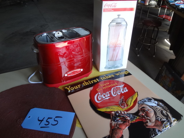 lot 455 image: Coke