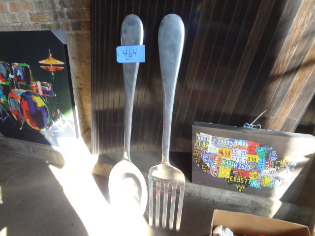 lot 464 image: Huge SpoonFork