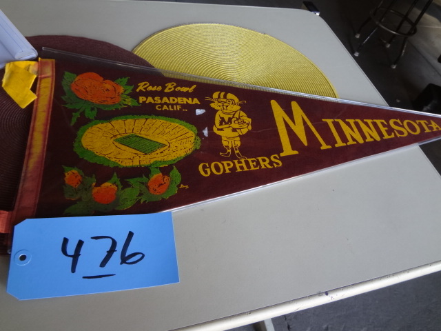 lot 476 image: Gopher Pennant