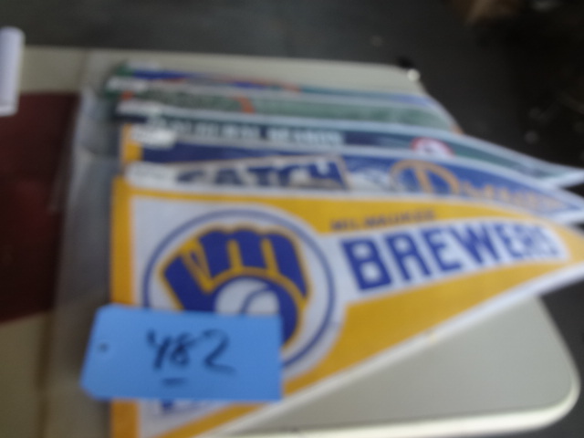 lot 482 image: Bucks, Brewers, Wolves