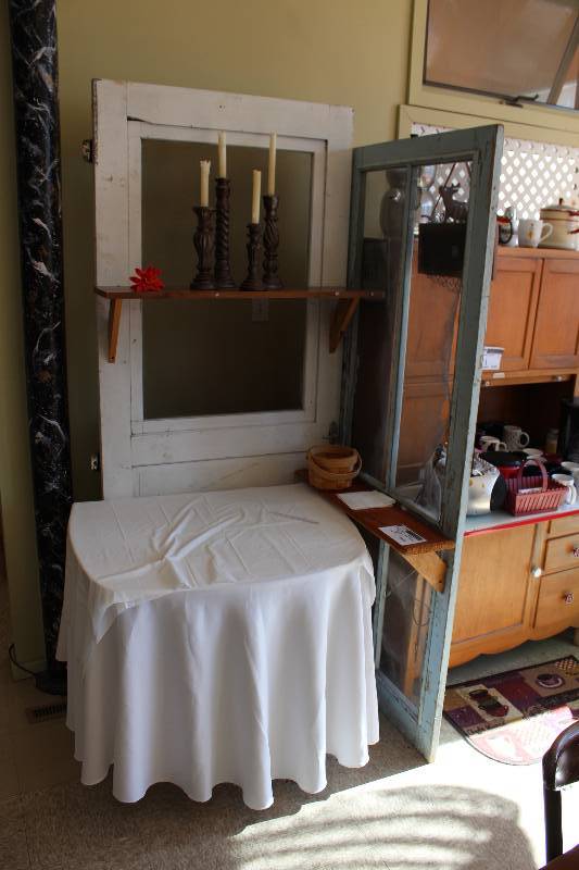 lot 20 image: Corner Lot Including Display Doors Table Candles And More.