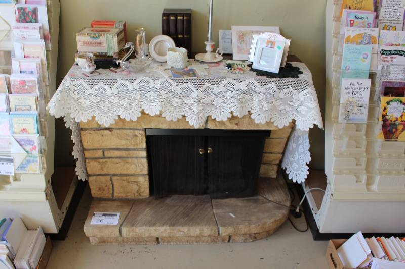 lot 26 image: Fireplace Includes Contents 45 x 23 x 35.