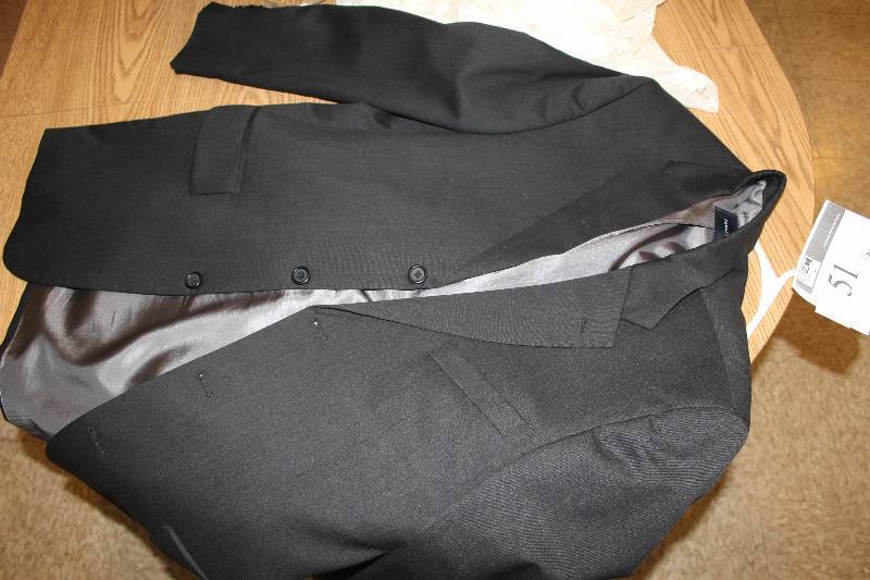 lot 51 image: Mens Nautica Blazer Jacket.