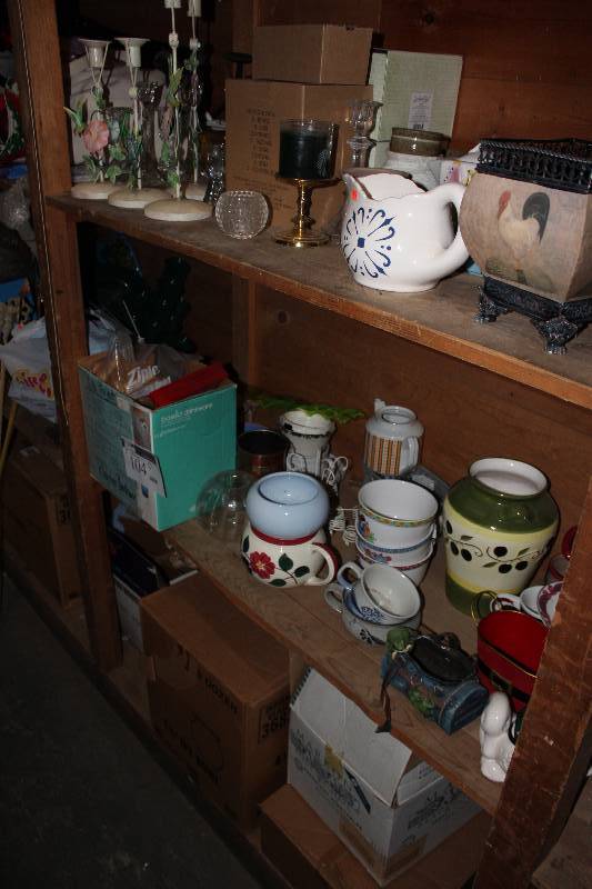 lot 104 image: Shelf Lot Including Home Decorations.