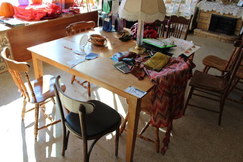 lot 116 image: Table & Chairs Lot Does Not Include Contents of Table 54 x 54 x 29.