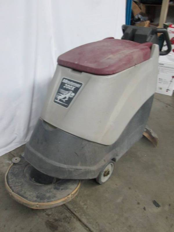 MinuteMan 200x Floor Scrubber