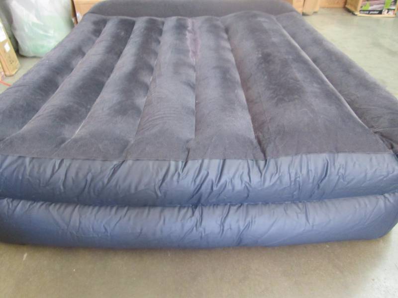 Intex Pillow Rest Queen Airbed
