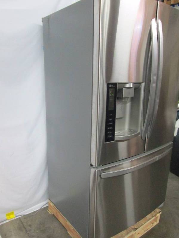 LG ULTRA-LARGE CAPACITY 3 DOOR FRENCH DOOR REFRIGERATOR WITH SMART COOLING