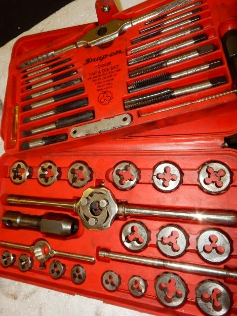 lot 40 image: Snapon,  Tap and Die Set  Extra Tap and Die.. 1 inch socket modified to fit dies..  3 cooler line tap and dies