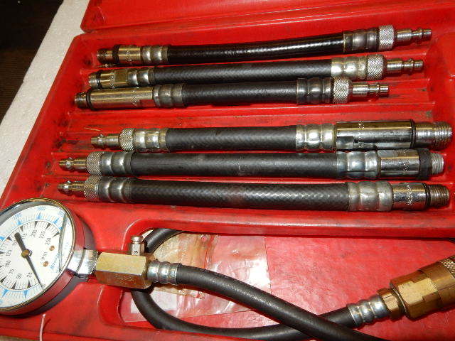 lot 41 image: Snapon, Compression Gauge Set