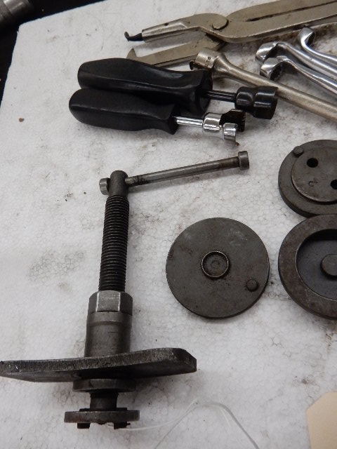lot 43 image: Brake Tools  Bleeder Wrenches Drum Brake Spring tools, Piston Reset tools. Some Snapon