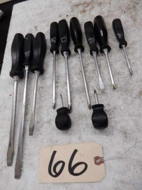 lot 66 image: Snapon Screwdrivers, Phillips and Flathead