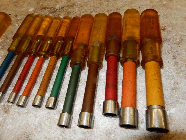 lot 71 image: SNAPON, Nut Drivers.. Standard or Fractional.. 732 - 58