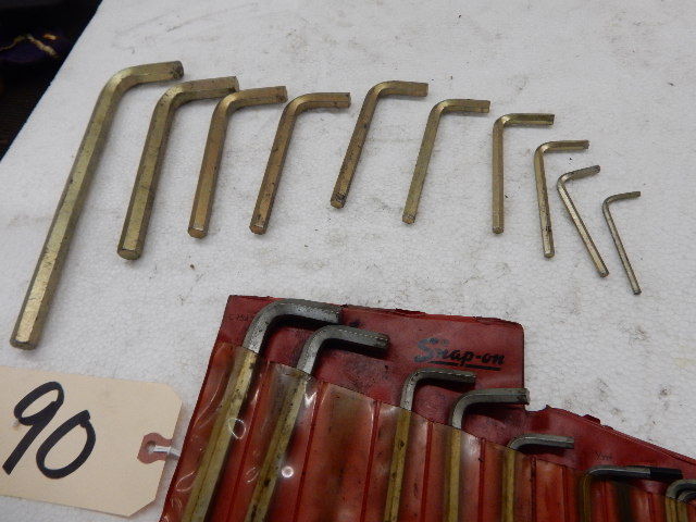 lot 90 image: SNAPON, Standard and Metric Allen Wrenches