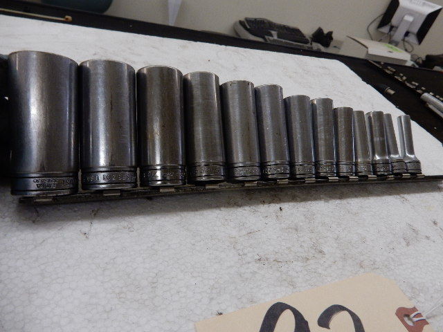 lot 92 image: SNAPON 38 Drive.. Deep Well, 6 pt 14 in thru 1 in.