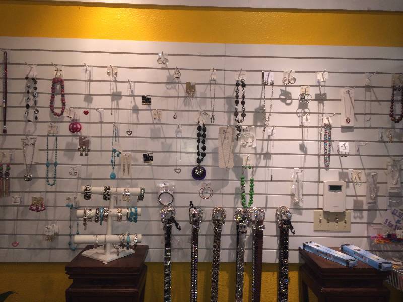 lot 51 image: Slat Display Board