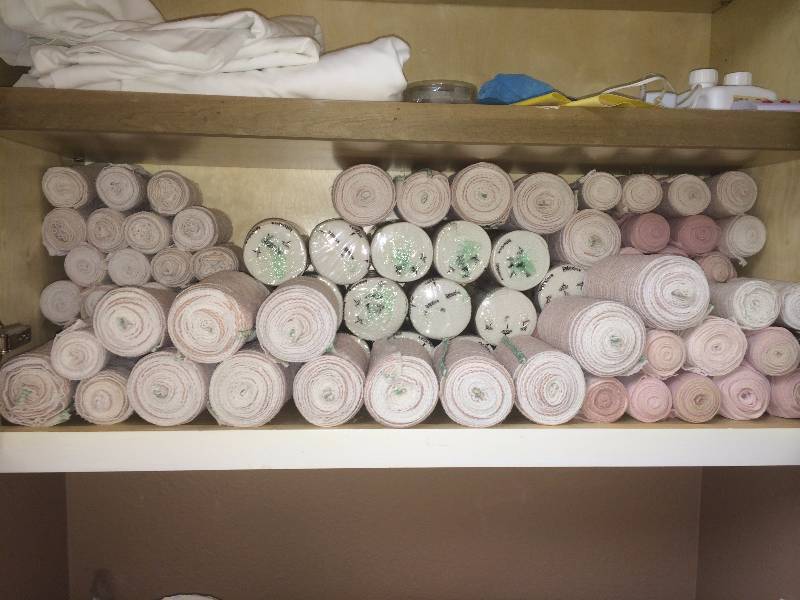 lot 123 image: Various Swedish Miracle Wrap Inch Loss Supplies