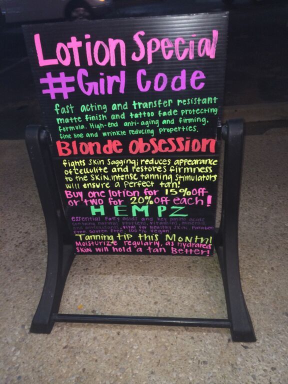 lot 158 image: Sidewalk Sign