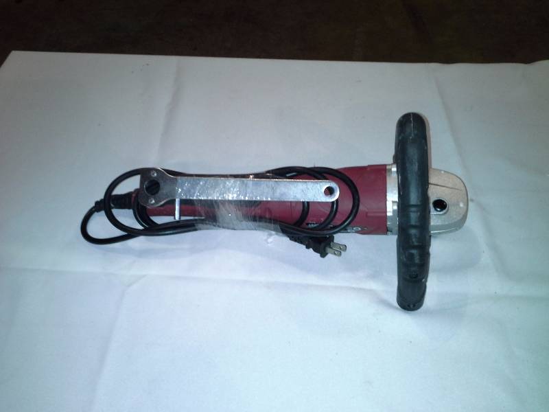 7 in. 10 Amp Heavy Duty Digital Variable Speed Polisher