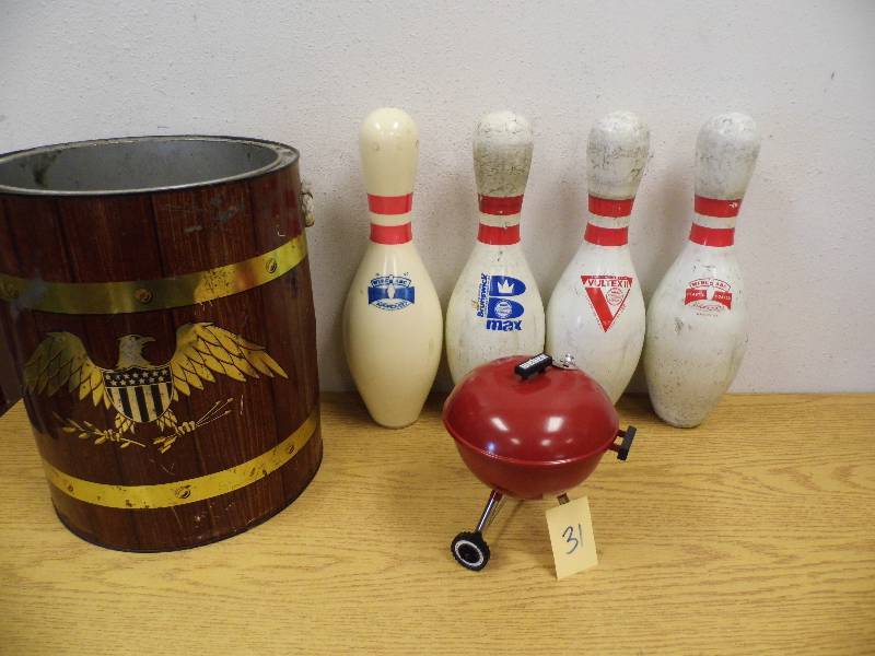Bowling Pins & Weber Grill Mini