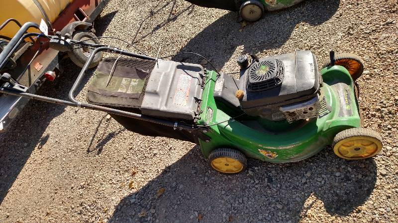 John Deere 20 Push Mower, Works...