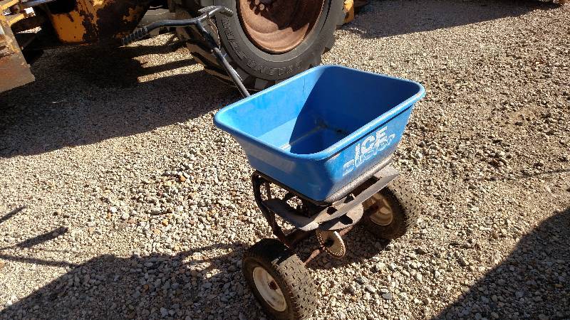 Ice Buster Salt Spreader, Stuck...