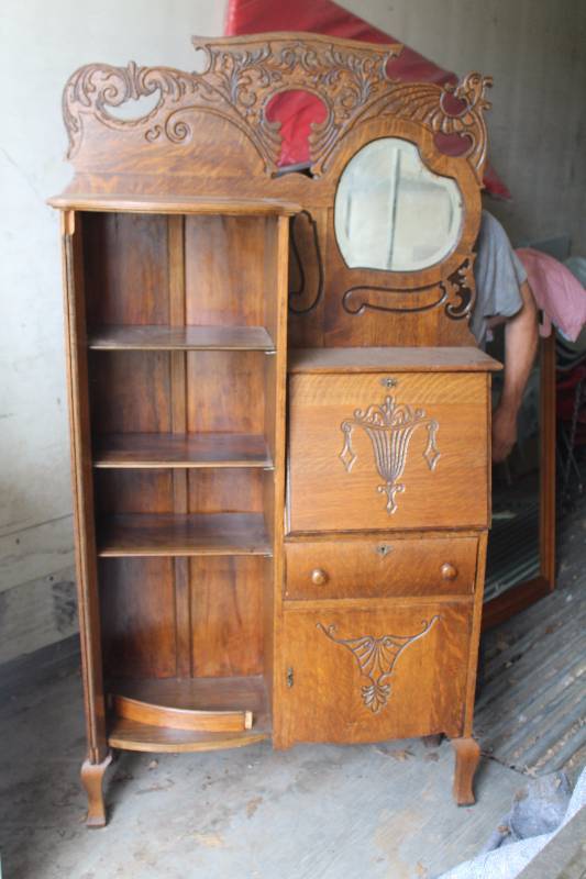 Secretary Station