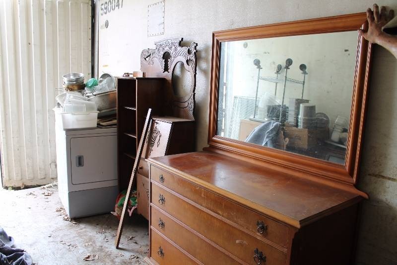 Dresser