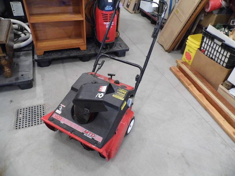 MTD Yard Machine Snow Thrower