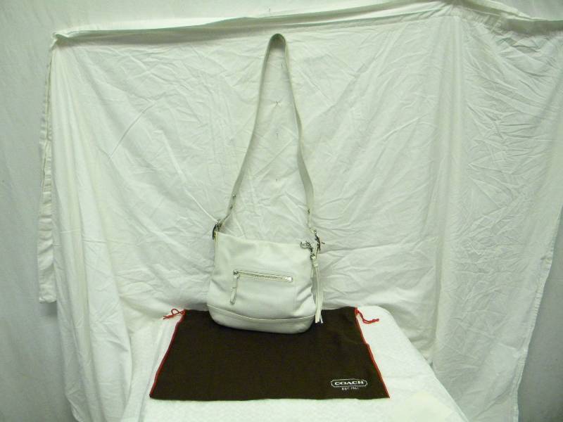 Coach White Shoulder Bag