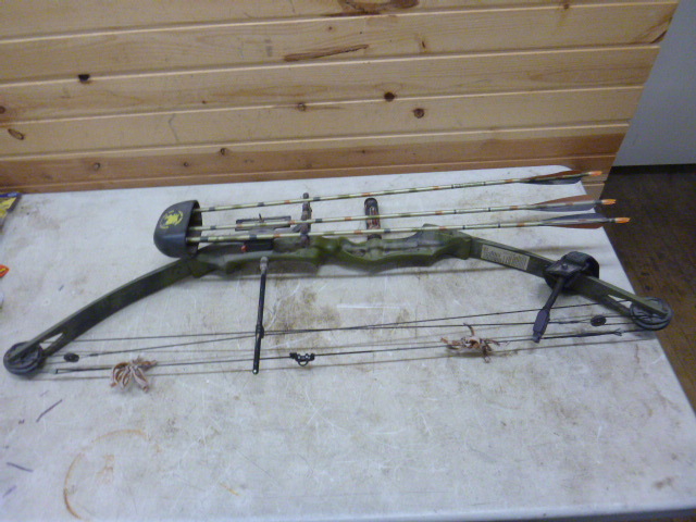 Bear Whitetail II Compound Bow