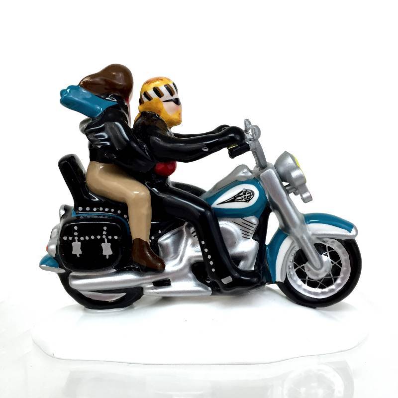 lot 46 image: Dept 56 one for the road in its original box perfect gift