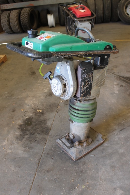 lot 16 image: Wacker Jumping Jack Compactor