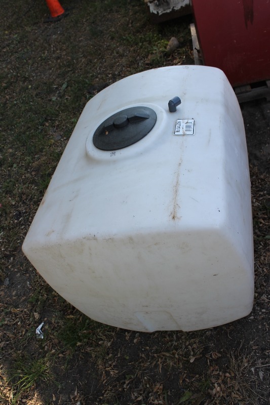 lot 29 image: Water Tank